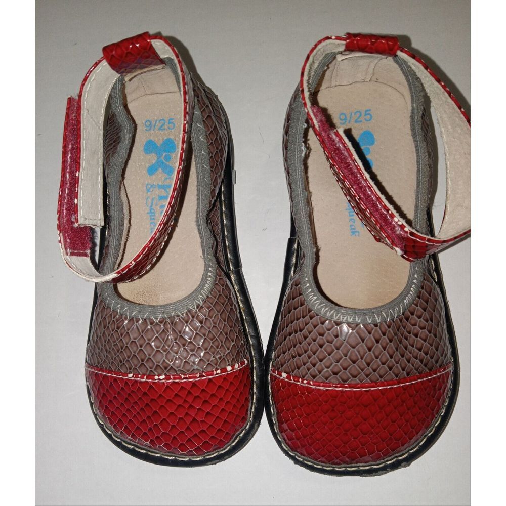 Hide and Squeak Multi Color Mary‎ Janes  girls size 9